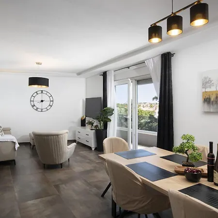 Luxury Penthouse Appartement Pula